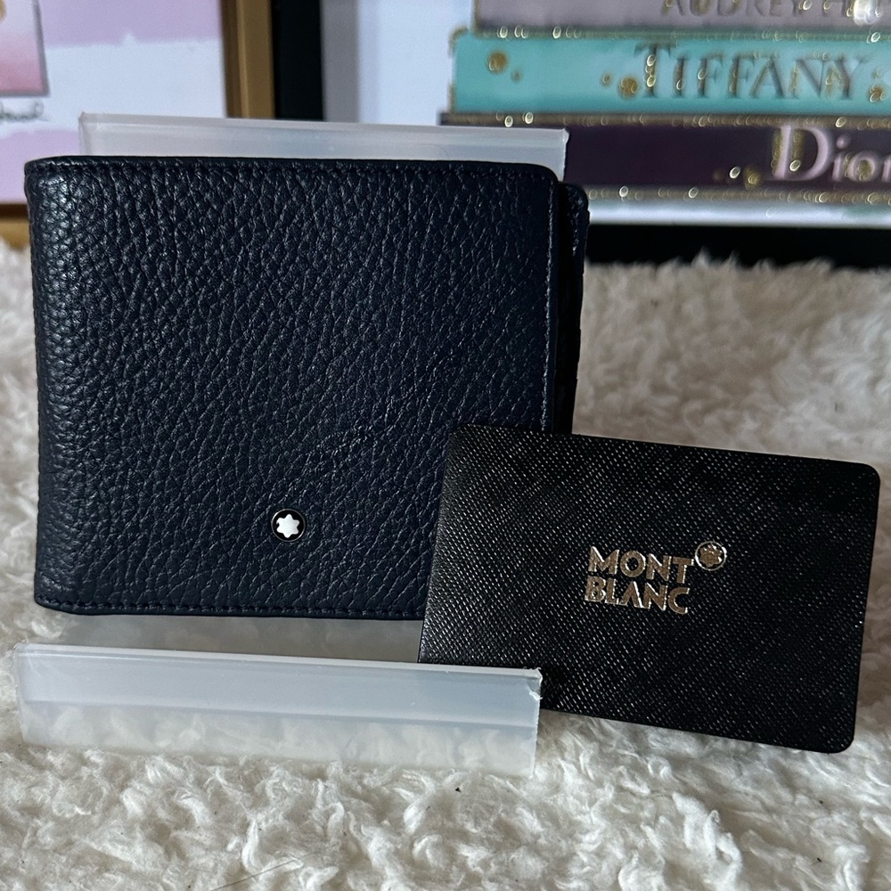 Montblanc Men's Meisterstück Bifold Wallet 6CC in Ink Blue